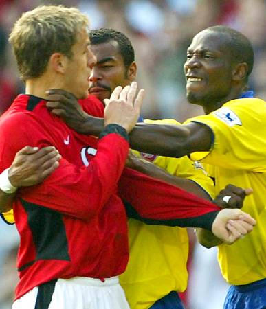 Ils se battent dans le terrain